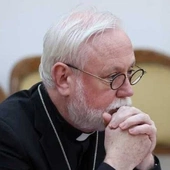 Abp Gallagher: Papież Franciszek nie chce pogodzić się z wojną