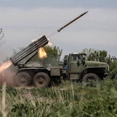 Ukraina zaczęła stosować otrzymane od USA pociski kasetowe. To bardzo silna broń zakazana w ponad 120 krajach
