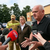 Wojewoda Lubuski: pożar w Zielonej Górze opanowany. Zdrowie i życie mieszkańców nie jest zagrożone
