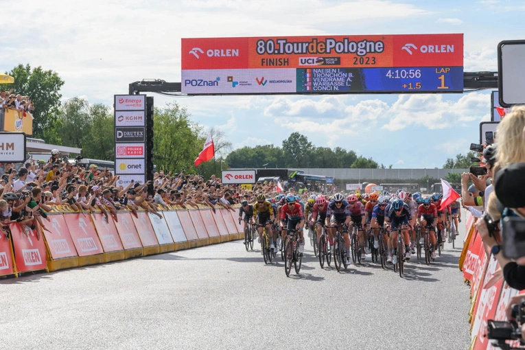 Tour de Pologne: Merlier zwyciężył w Poznaniu. Kraksy w końcówce