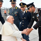 Papież przybył z pielgrzymką na 37. ŚDM. „Z Lizbony wrócę odmłodzony”