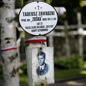 „Zginął śmiercią zwykłego żołnierza, choć żołnierzem był niezwykłym”. 80 lat temu w akcji pod Sieczychami poległ Tadeusz Zawadzki „Zośka”