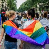 Filozofowi do sztambucha: szacunek dla osób LGBT nie oznacza akceptacji ideologii LGBT