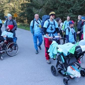 Szerpowie Nadziei wnoszą niepełnosprawnych na tatrzańskie szczyty