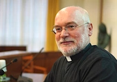 O. Dariusz Kowalczyk SJ: Zniesienie celibatu nie jest sposobem na zwiększenie liczby księży