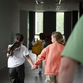 Zwalczanie przemocy za pomocą przemocy. „Interesujący" pomysł na zmiany w norweskiej szkole