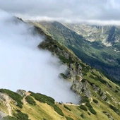 W Tatrach halny. TPN odradza wyjścia w góry