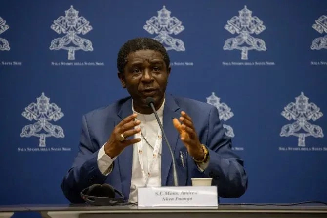 Abp Andrew Nkea po synodzie: afrykańscy biskupi nie zgodzą się na zmianę teologii małżeństwa i rodziny