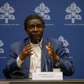 Abp Andrew Nkea po synodzie: afrykańscy biskupi nie zgodzą się na zmianę teologii małżeństwa i rodziny