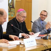Abp Gądecki o synodzie: nauczanie Kościoła musi pozostać jednorodne
