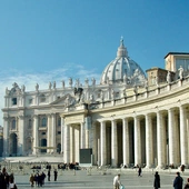 Decyzja Franciszka o pochówku poza Grotami Watykańskimi nie jest precedensem. Gdzie byli chowani papieże?