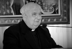 Zmarł ks. inf. Ireneusz Skubiś. „Odchodzi od nas Legenda Tygodnika katolickiego Niedziela”