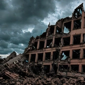 Ukraina: zwiększona liczba bombardowań, ponad 900 ataków w ciągu tygodnia