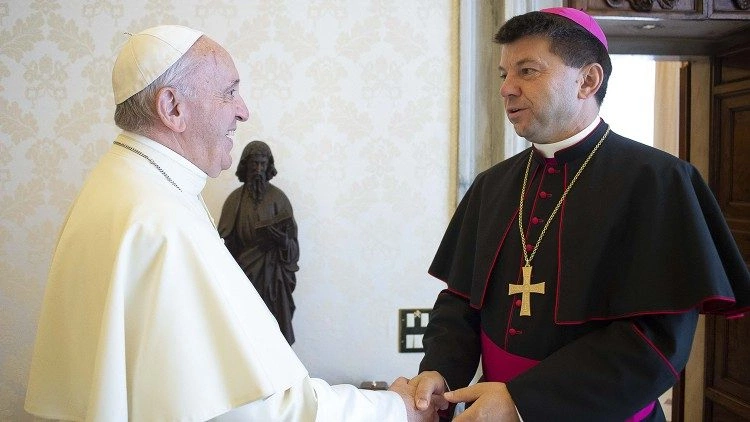 Abp Marek Zalewski z Papieżem Franciszkiem