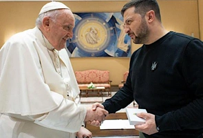 Franciszek rozmawiał z prezydentem Ukrainy. Zełeński dziękuje papieżowi za wsparcie działań pokojowych