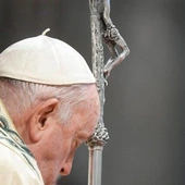 Papież: Pan, kruche Dzieciątko w ramionach swojej Matki, na zawsze zjednoczył się z naszym człowieczeństwem