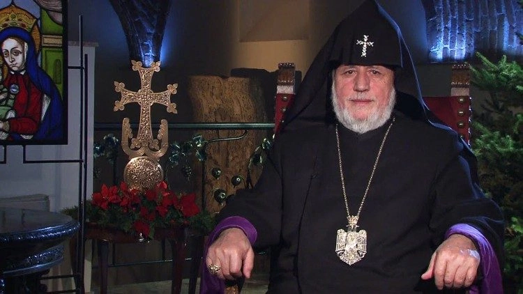 Ormiański Katolikos Karekin II: ciemności ustąpią, wierzymy w świt nowego życia