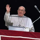 Papież o postawie wobec cierpiących: miłość potrzebuje konkretności, obecności, spotkania i darowania czasu