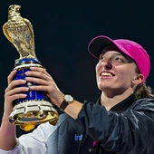 Iga Świątek po raz trzeci triumfuje w turnieju WTA w Dausze