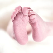 Sąd w Alabamie orzekł: zamrożone embriony są dziećmi, niezależnie od ich etapu rozwoju