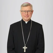 Biskup Arkadiusz OKROJ