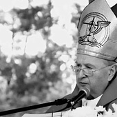 Zmarł bp Piotr Krupa. Był biskupem pomocniczym diecezji pelplińskiej