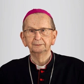 Arcybiskup Henryk MUSZYŃSKI