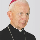 Biskup Julian WOJTKOWSKI