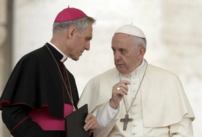 Wkrótce nominacja papieska dla abp. Gänsweina? Według Elisabetty Piqué ma on zostać nuncjuszem apostolskim