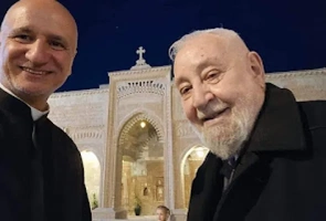 Ks. Mazen Mattuka i ks. Pius Affas w Mosulu