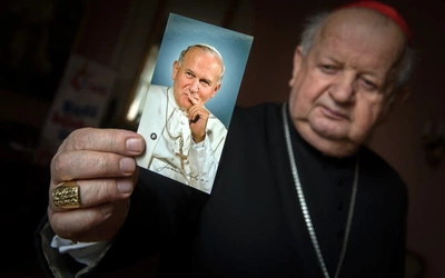 Spotkanie z okazji 10-lecia kanonizacji Jana Pawła II oraz promocja Jego biografii „Święty Prorok”