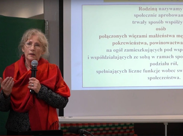 Sprawa prof. Ewy Budzyńskiej. Pięć lat zajęło kolejnym instancjom podjęcie decyzji o odstąpieniu od kary