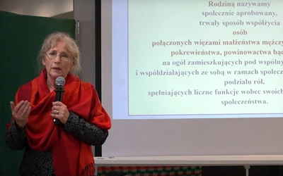 Sprawa prof. Ewy Budzyńskiej. Pięć lat zajęło Komisji Dyscyplinarnej MEN podjęcie decyzji o odstąpieniu od kary