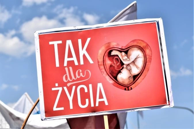 „Przecież nie da się z polską Konstytucją pogodzić zabijania ludzi”. Szósta rocznica wielkiego sukcesu