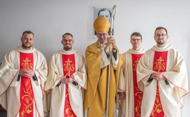 Abp Galbas: seminarium musi dziś wychowywać komandosów, nie szeregowców