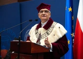 Rektor UKSW: Sztuczna inteligencja nie zastąpi rozumu, sumienia i odpowiedzialności