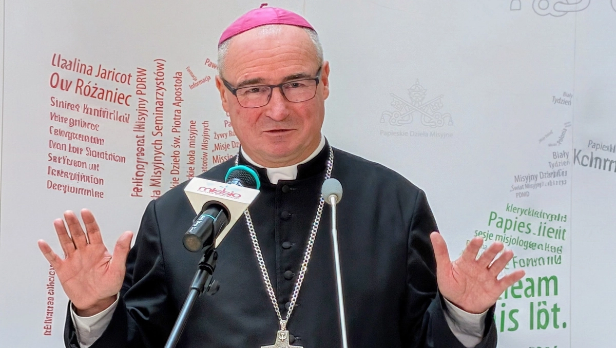 Nie wystarczy sortować śmieci. Trzeba pomóc młodym oddzielać dobro od zła – apeluje płocki biskup