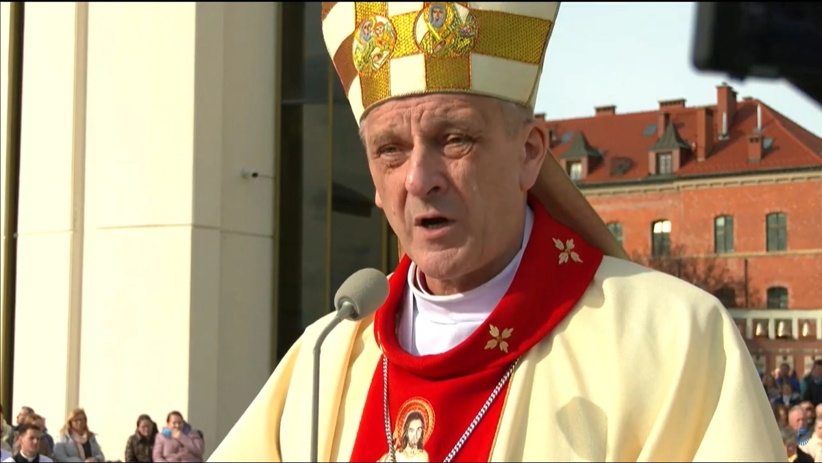 „Unikać choćby pozorów handlu”. Kuria odpowiada na oświadczenie byłego proboszcza z Grojca
