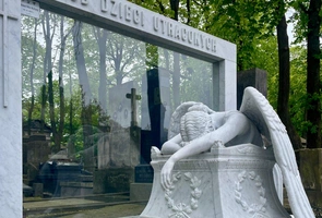 Zapalmy Świecę Pamięci. 15 października to Dzień Dziecka Utraconego