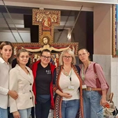 Pani Ewa Pajonczek wraz z koleżankami na rekolekcjach WTM Sychar