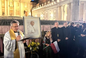 Św. Jan Paweł II znowu połączył Polaków na Placu św. Piotra
