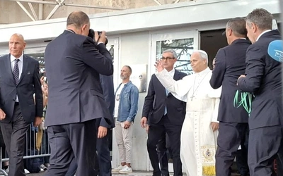 Papież wraca do Watykanu. W niedzielę odmówi modlitwę Anioł Pański z okien Pałacu