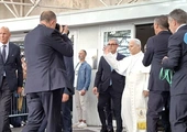 Na tę chwilę czekali wszyscy! Papież opuścił klinikę Gemelii [ZOBACZ NAGRANIE]