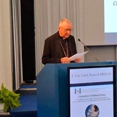 Kard. Pietro Parolin: dziecko nie jest czymś, co się komuś należy, lecz darem