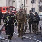 Kolejny rosyjski atak rakietowy na Kijów. Stacja metra w gruzach