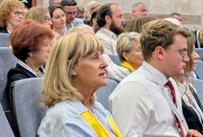 Opoka w Rzymie. Ks. Wąsek: Watykańska Fundacja Jana Pawła II pomaga Kościołowi być blisko ludzi
