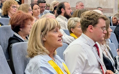 Opoka w Rzymie. Ks. Wąsek: Watykańska Fundacja Jana Pawła II pomaga Kościołowi być blisko ludzi