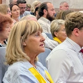 Opoka w Rzymie. Ks. Wąsek: Watykańska Fundacja Jana Pawła II pomaga Kościołowi być blisko ludzi
