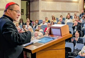 Kard. Ryś na 45-leciu watykańskiej fundacji: Jan Paweł II jest niesłychanym przykładem wierości Soborowi