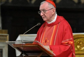 Kard. Parolin o Janie Pawle II: jego przylgnięcie do Chrystusa stało się drogowskazem dla wierzących